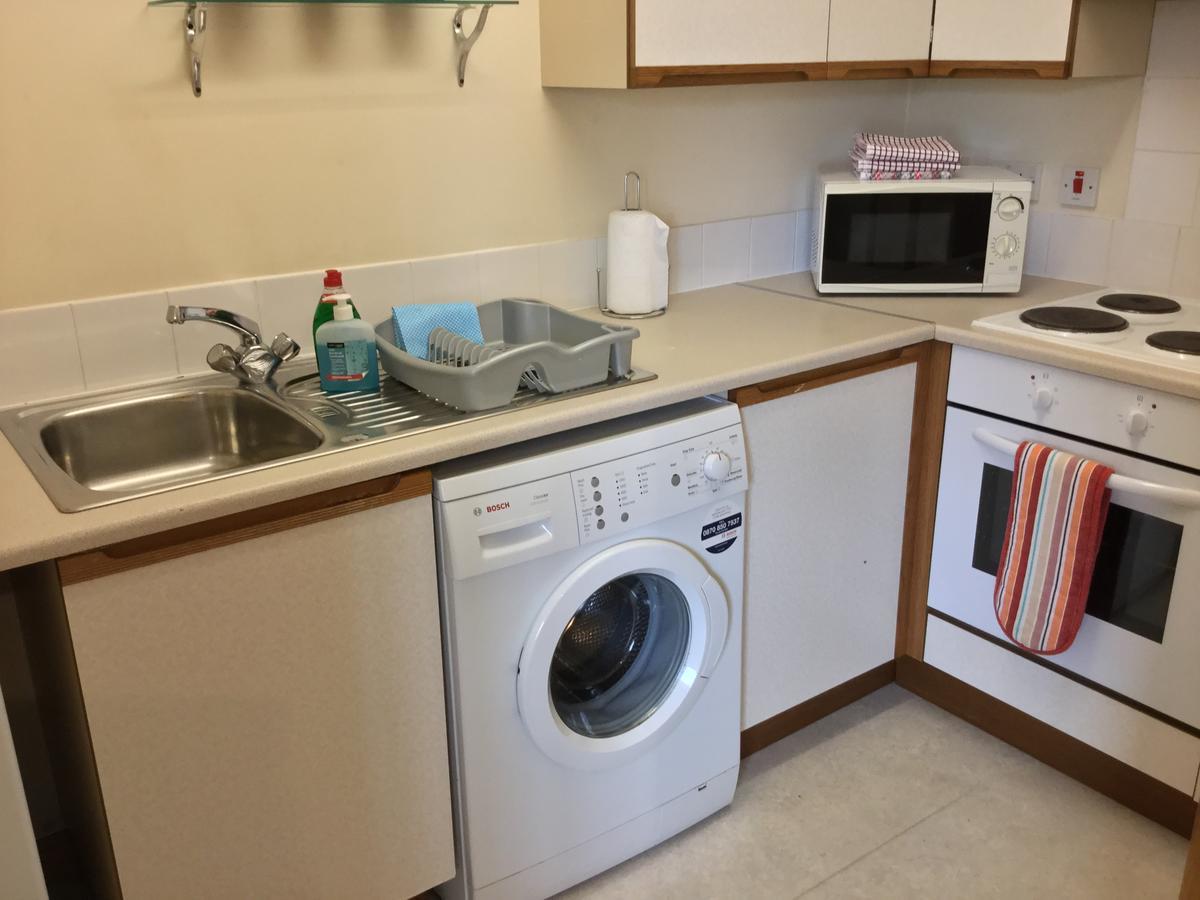 One-Bedroom Apartment - Wyvis Free Parking Инвернесс Экстерьер фото